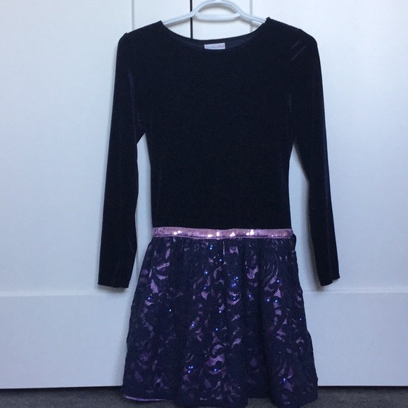 Dress - Picture 1 of 5